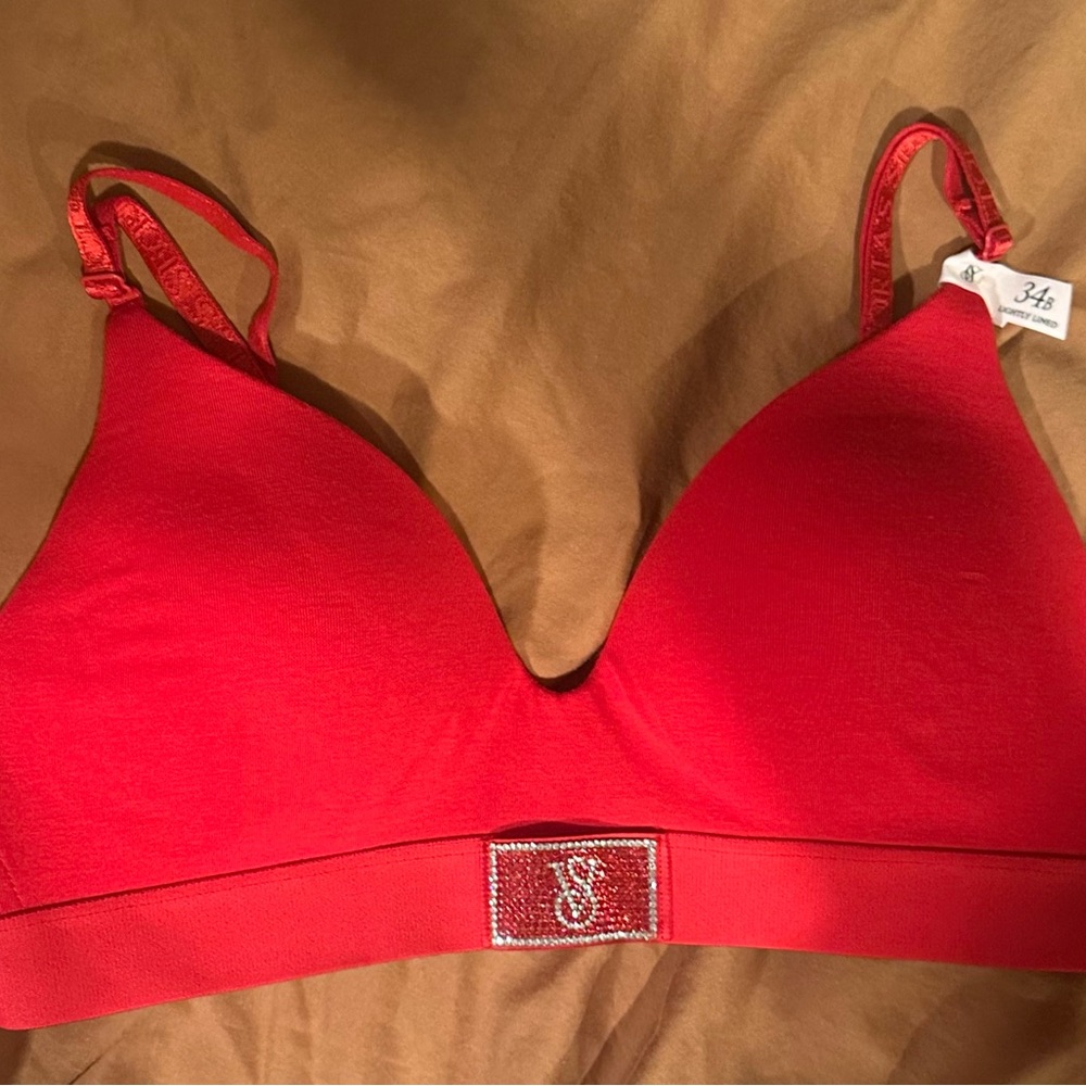 Victoria’s Secret Shine Patch Lightly Lined Wireless Bra